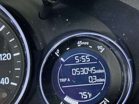 Used 2019 Honda HR-V LX image 18