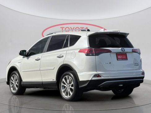 Certified 2018 Toyota RAV4 Limited w/ Advanced Technology Package image 8