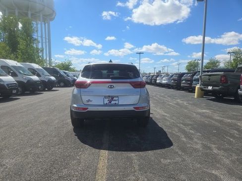 Used 2019 Kia Sportage EX w/ Option Group 040 AWD/4WD image 10