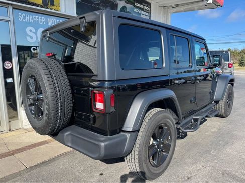 Used 2021 Jeep Wrangler Unlimited Sport AWD/4WD image 8