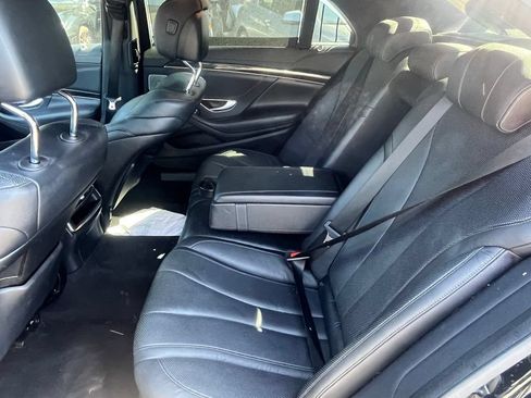 Used 2014 Mercedes-Benz S 550 Sedan image 9