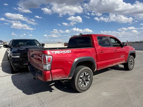 Used 2021 Toyota Tacoma TRD Off-Road w/ Technology Package AWD/4WD image 2