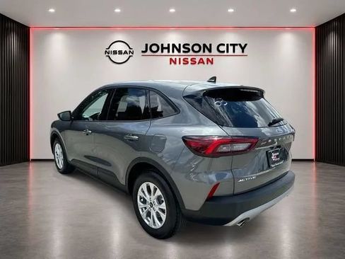 Used 2025 Ford Escape Active FWD image 7
