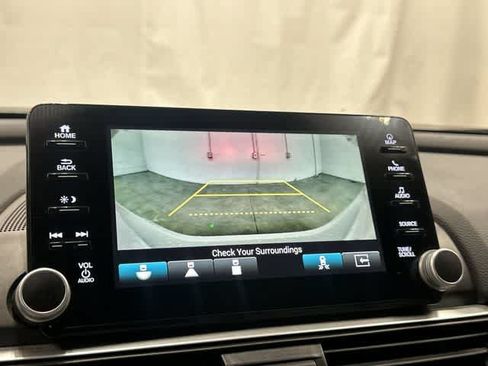 Used 2019 Honda Accord Touring image 23