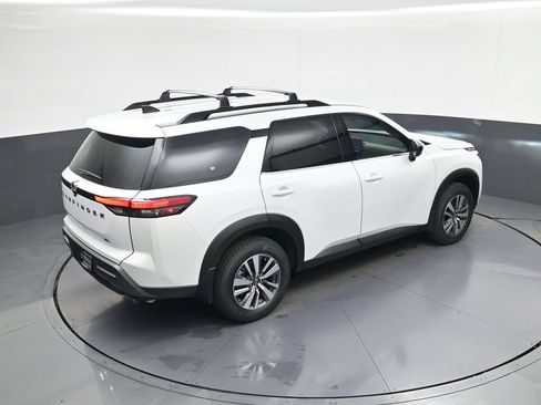 New 2026 Nissan Pathfinder SL w/ Cargo Package AWD/4WD image 30