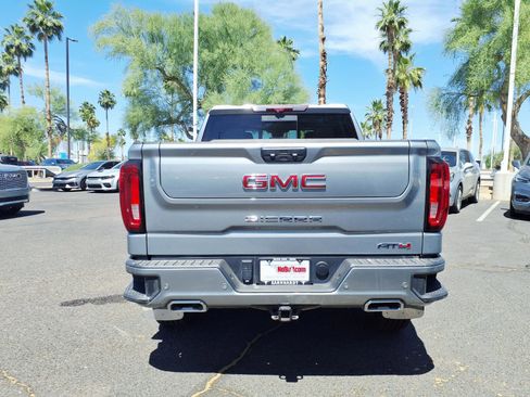 Used 2024 GMC Sierra 1500 AT4 w/ Technology Package AWD/4WD image 6