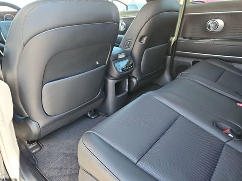 Used 2026 Hyundai Ioniq 9 SEL image 18
