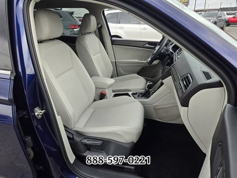 Certified 2022 Volkswagen Tiguan SE AWD/4WD image 19