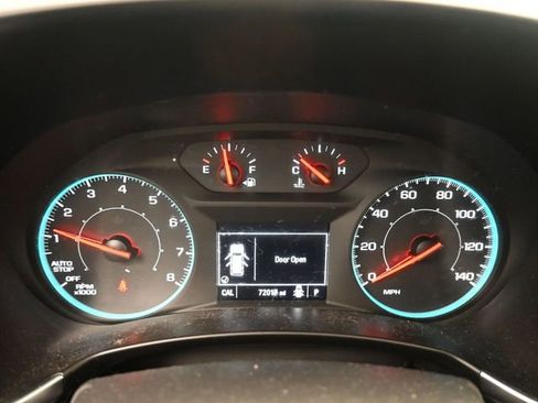 Used 2019 Chevrolet Equinox LS image 17