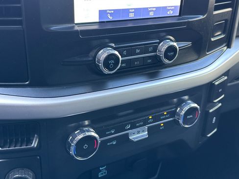Used 2022 Ford F150 XLT w/ Equipment Group 301A Mid RWD image 28
