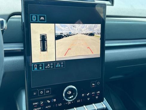 New 2026 GMC Terrain AT4 w/ Convenience Package III image 32