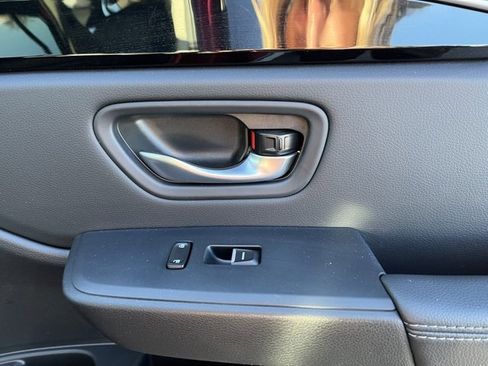 Used 2025 Honda Pilot EX-L image 20