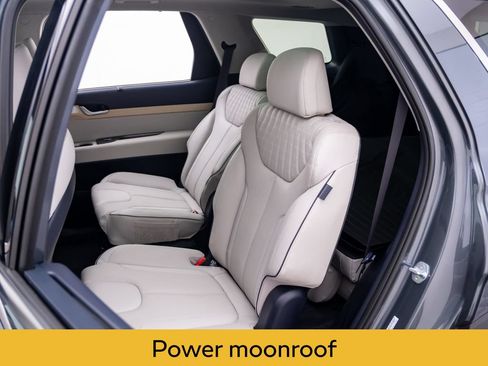 Used 2023 Hyundai Palisade Limited AWD/4WD image 18