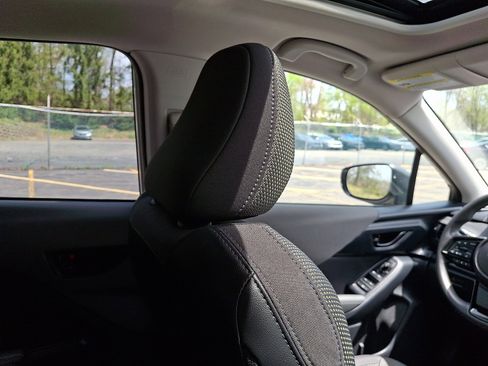 Used 2024 Subaru Crosstrek 2.0i Premium image 13