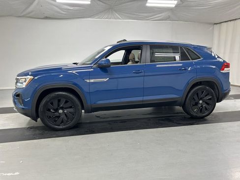Used 2025 Volkswagen Atlas Cross Sport SE AWD/4WD image 6
