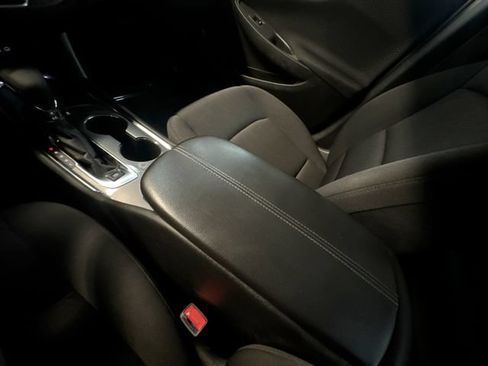 Used 2023 Chevrolet Malibu LT FWD image 22