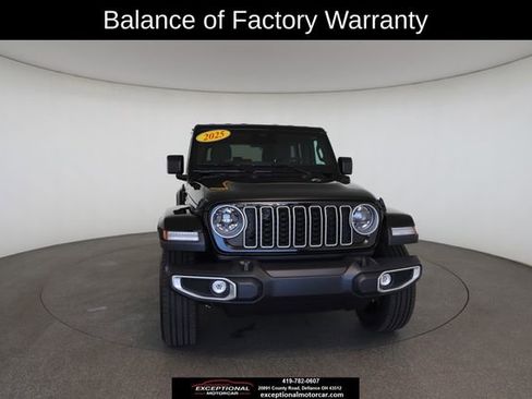 Used 2025 Jeep Wrangler Unlimited Sahara image 30