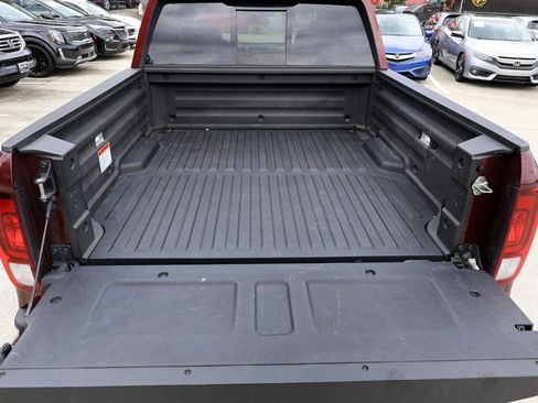 Used 2017 Honda Ridgeline RTL-E image 6