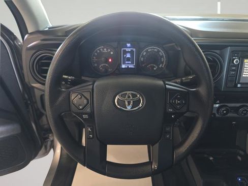 Used 2018 Toyota Tacoma SR RWD image 13