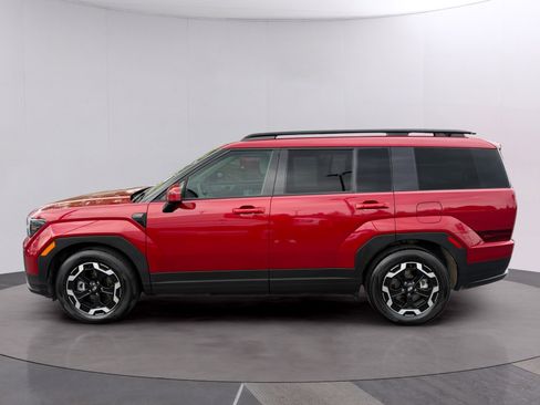 Used 2024 Hyundai Santa Fe SEL image 2