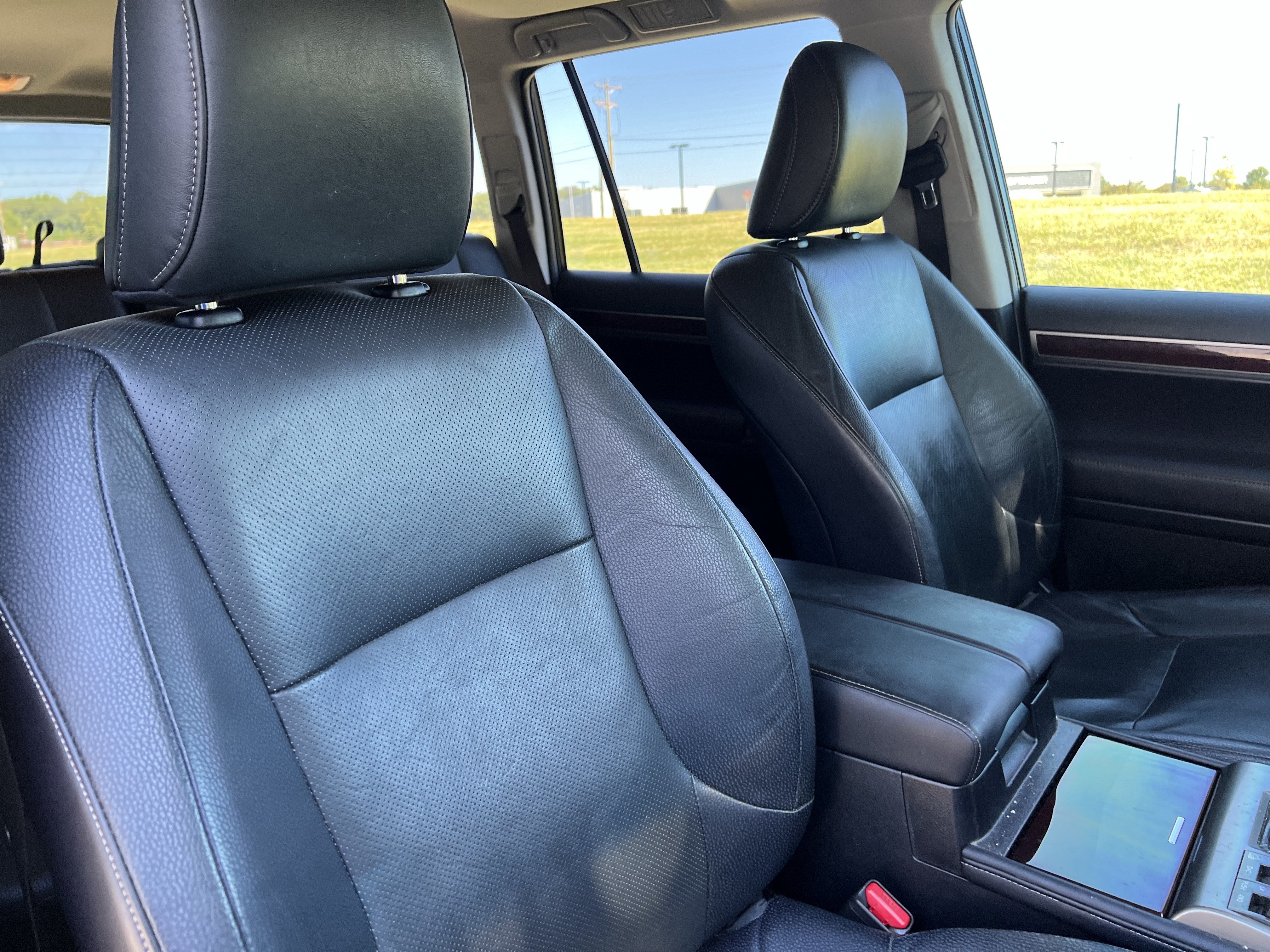 Used 2016 Lexus GX 460 w/ Premium Package AWD/4WD image 35