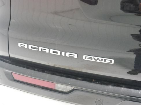 Used 2024 GMC Acadia Denali image 25