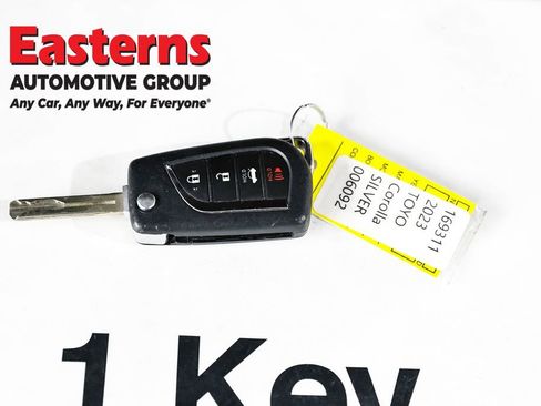 Used 2023 Toyota Corolla LE image 32