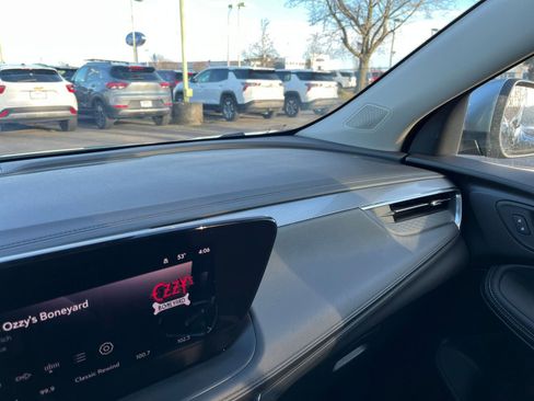 Used 2025 Buick Encore GX Preferred image 35