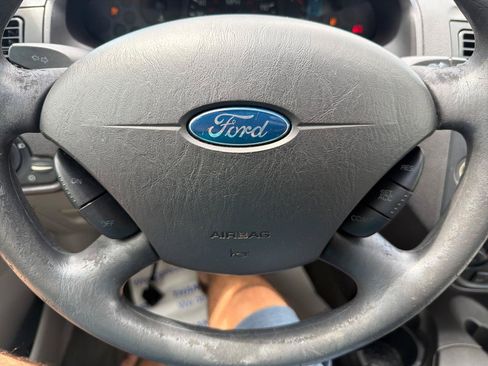 Used 2007 Ford Focus S FWD image 15