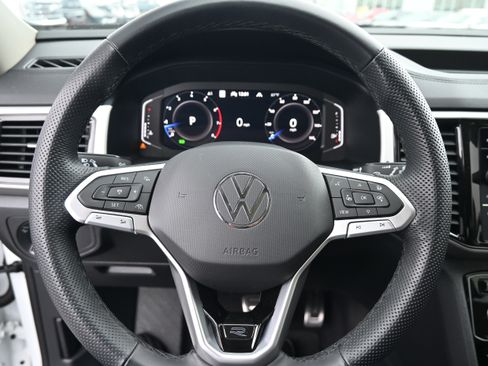 Used 2023 Volkswagen Atlas SEL R-Line image 18