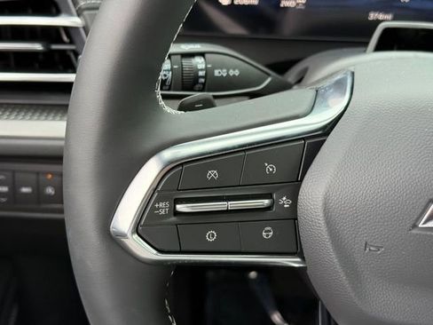 New 2026 Chevrolet Traverse LT w/ Enhanced Driving Package AWD/4WD image 15