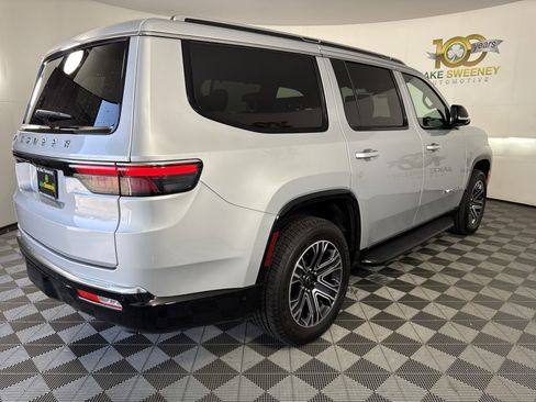 New 2025 Jeep Wagoneer 4WD w/ Convenience Group I image 10