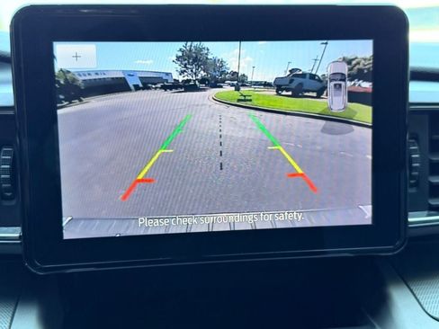 Used 2023 Ford Explorer XLT w/ Equipment Group 202A RWD image 33