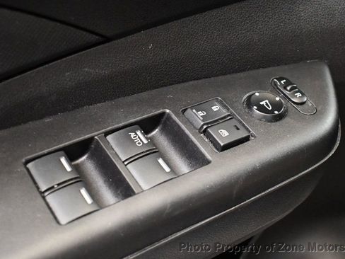 Used 2015 Honda CR-V LX image 28