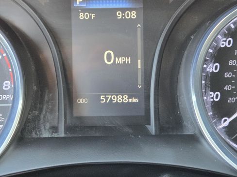 Used 2019 Toyota Camry SE image 13