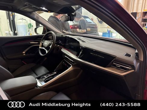 New 2025 Audi Q5 2.0T Premium Plus image 31