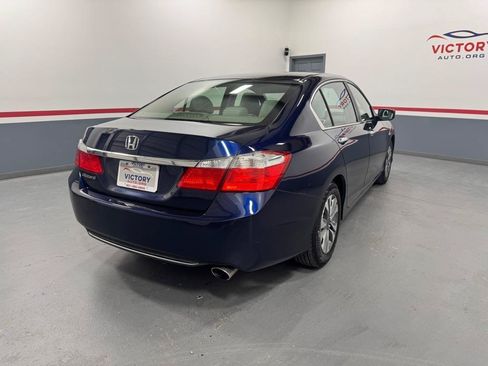 Used 2013 Honda Accord LX image 3