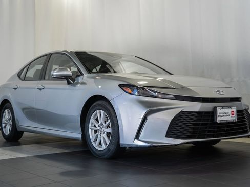 Used 2025 Toyota Camry LE FWD image 1