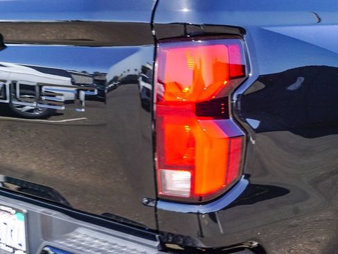 Used 2026 Chevrolet Colorado LT w/ LT Convenience Package RWD image 7