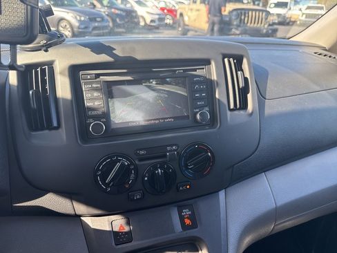 Used 2019 Nissan NV200 SV w/ Navigation Package image 14