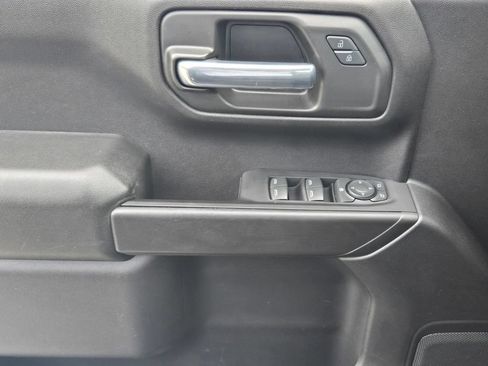 Used 2023 Chevrolet Silverado 1500 Custom RWD image 28
