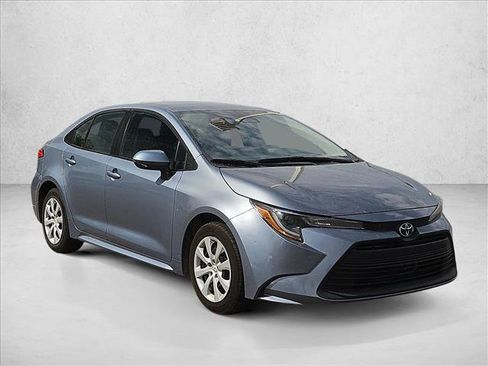 Used 2024 Toyota Corolla LE FWD image 3