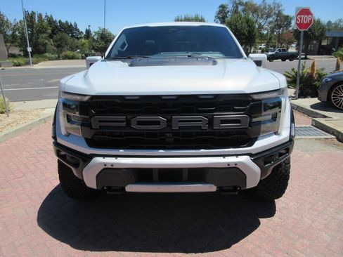 Used 2025 Ford F150 Raptor AWD/4WD image 80
