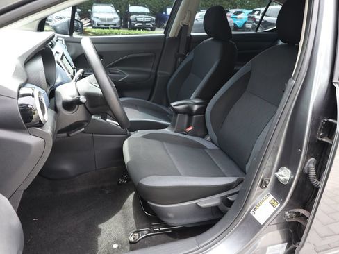 Used 2023 Nissan Versa SV FWD image 13