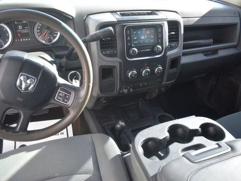 Used 2014 RAM 3500 Tradesman w/ Chrome Appearance Group AWD/4WD image 18