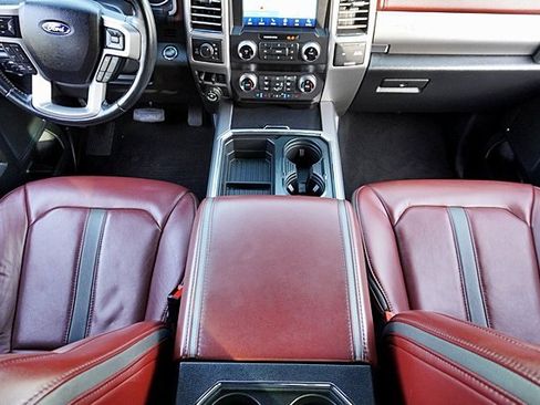 Used 2021 Ford F250 Platinum w/ FX4 Off-Road Package image 24