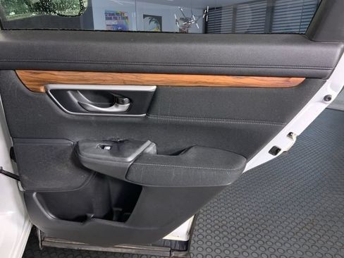 Used 2020 Honda CR-V EX image 11