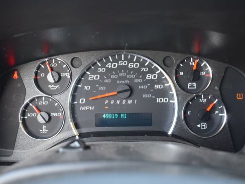 Used 2021 GMC Savana 2500 w/ Driver Convenience Package RWD image 10