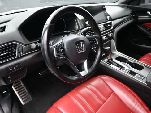 Used 2019 Honda Accord Sport image 18