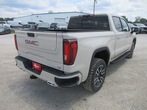New 2026 GMC Sierra 1500 AT4 w/ AT4 Premium Package AWD/4WD image 6